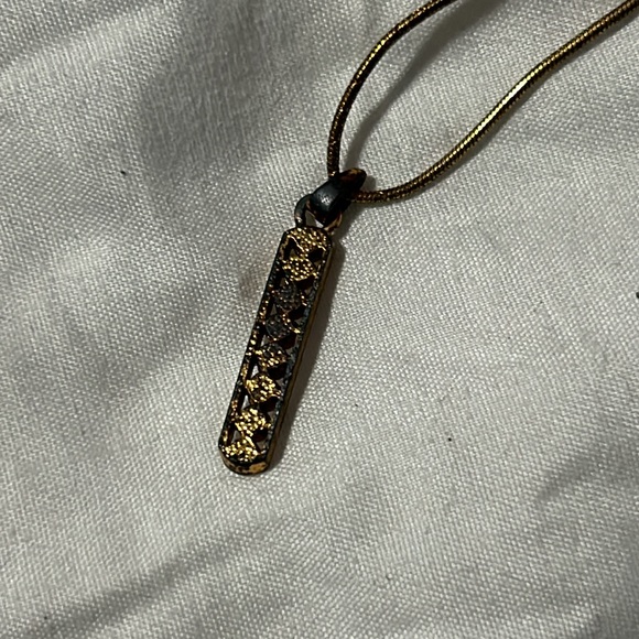 Elegant Gold Costume Necklace with Faux Diamonds - Picture 5 of 5